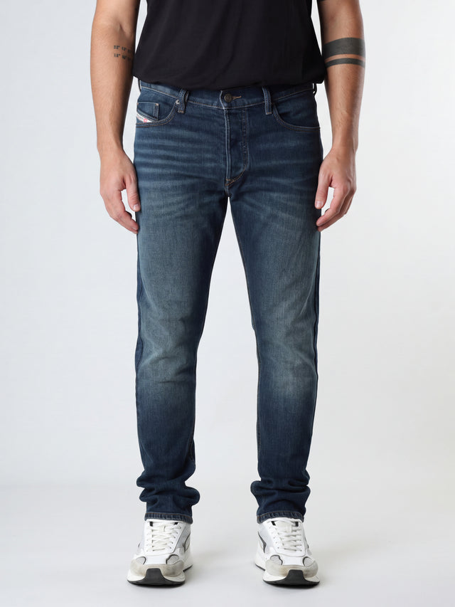 Diesel - Slim Fit Jeans - TEPPHAR-X R072R