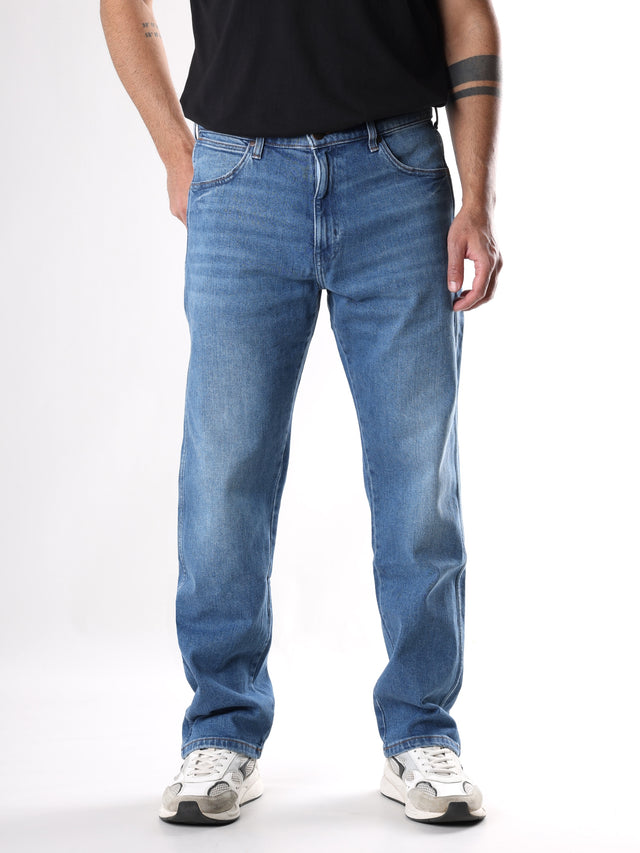 Wrangler - Straight Fit Jeans - Frontier New Favorite