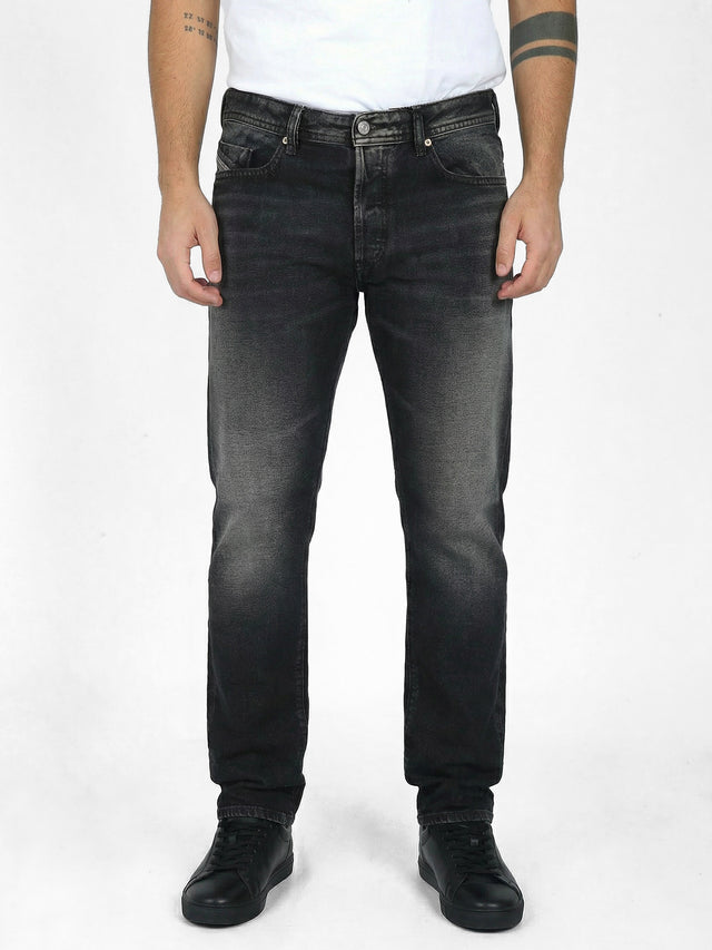 Diesel - Tapered Fit Jeans - BUSTER-X R9K38