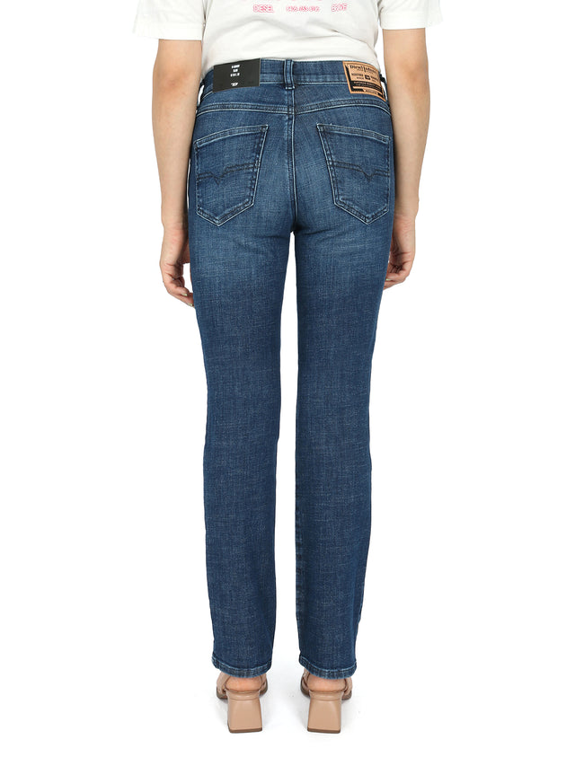 Diesel - Slim Straight Fit Jeans - D-SANDY R9I69