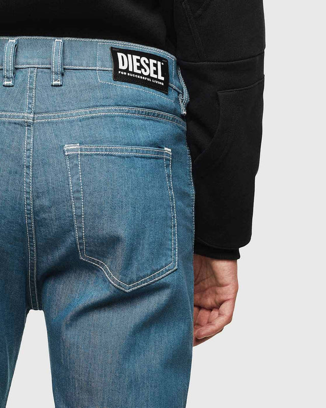 Diesel - Regular Tapered Fit Jeans - D-Vider 069MQ Blau