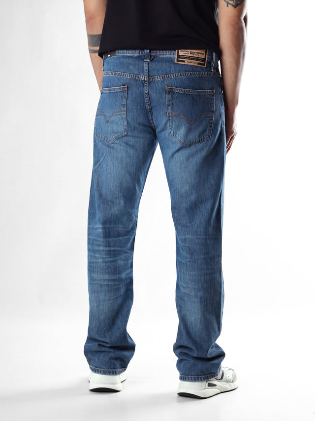 Diesel - Straight Fit Jeans - MARKEE R68DX