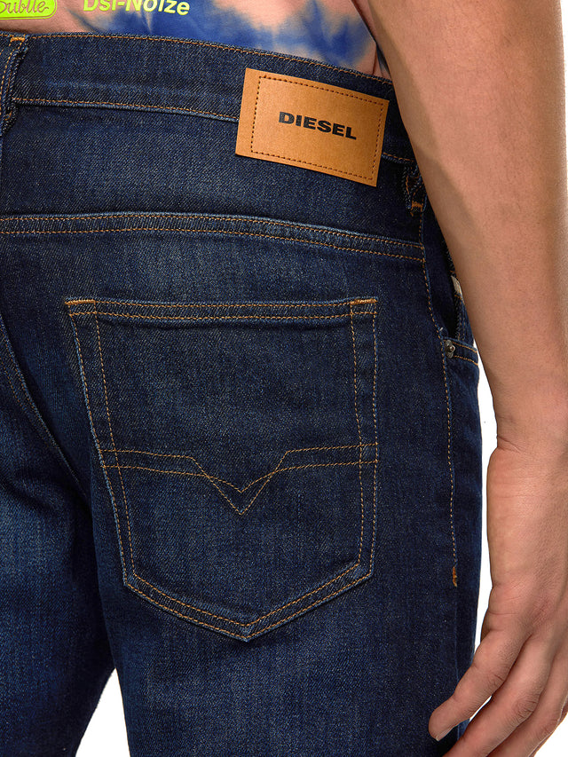 Diesel - Slim Fit Jeans - D-Yennox 009EQ