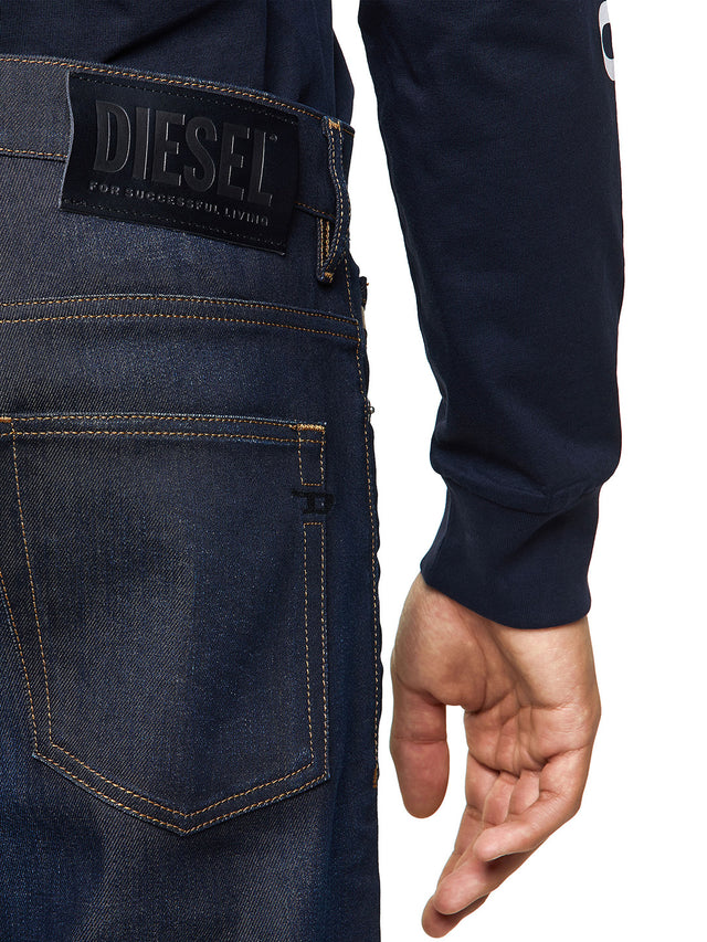 Diesel - Tapered Fit Jeans - D-Fining 09A45