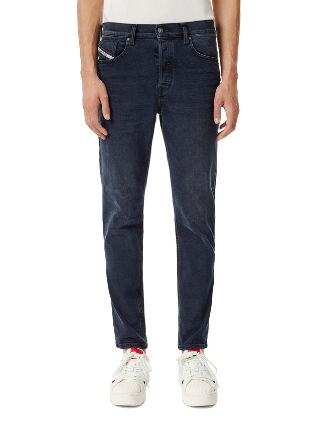 Diesel - Tapered Fit Jeans - D-Fining 09B24
