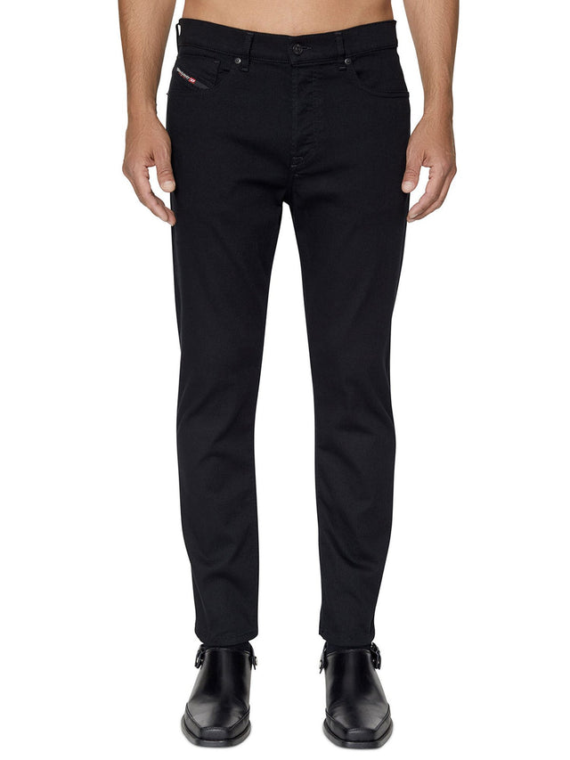 Diesel - Tapered Fit Jeans - D-Fining 069YP