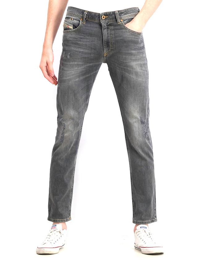 Diesel - Slim Fit Jeans - Thavar XP R3L90