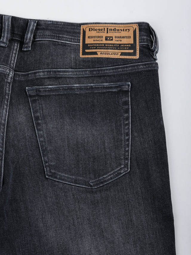 Diesel - Skinny Fit Jeans - 1979 SLEENKER-R
