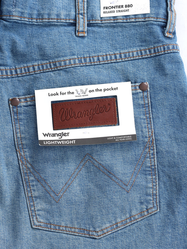 Wrangler - Relaxed Fit Jeans - FRONTIER COASTAL BREEZE