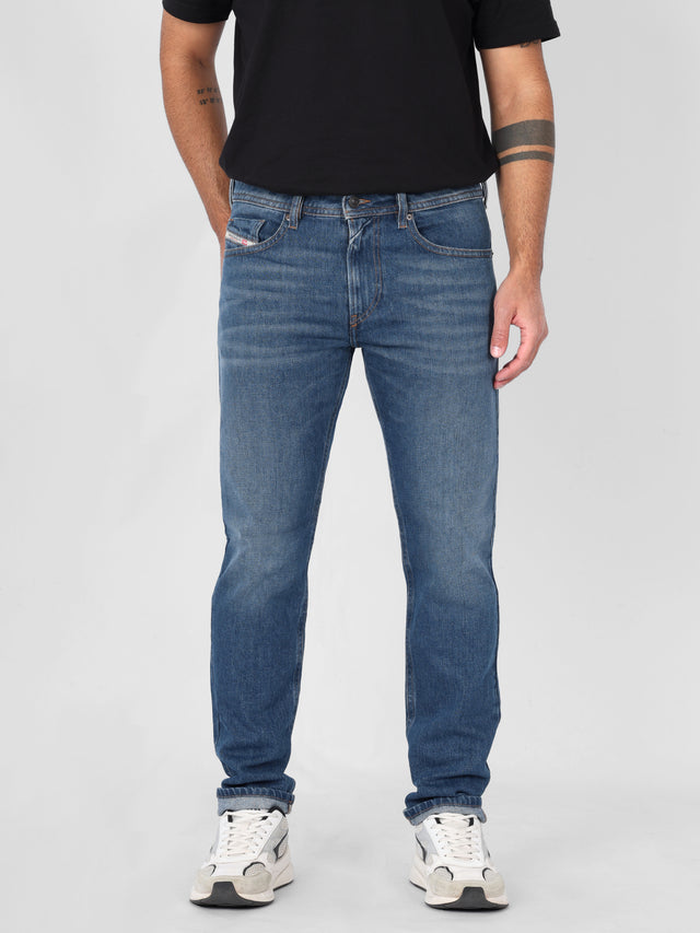 Diesel - Slim Fit Jeans - THOMMER-R R9K39