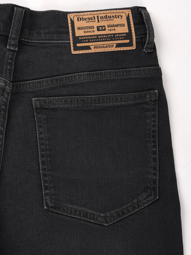 Diesel - Wide Leg Jeans - 2000 WIDEE-R
