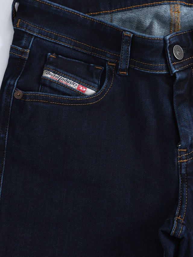 Diesel - Super Skinny Fit Jeans - 2017 D-Slandy 09H80