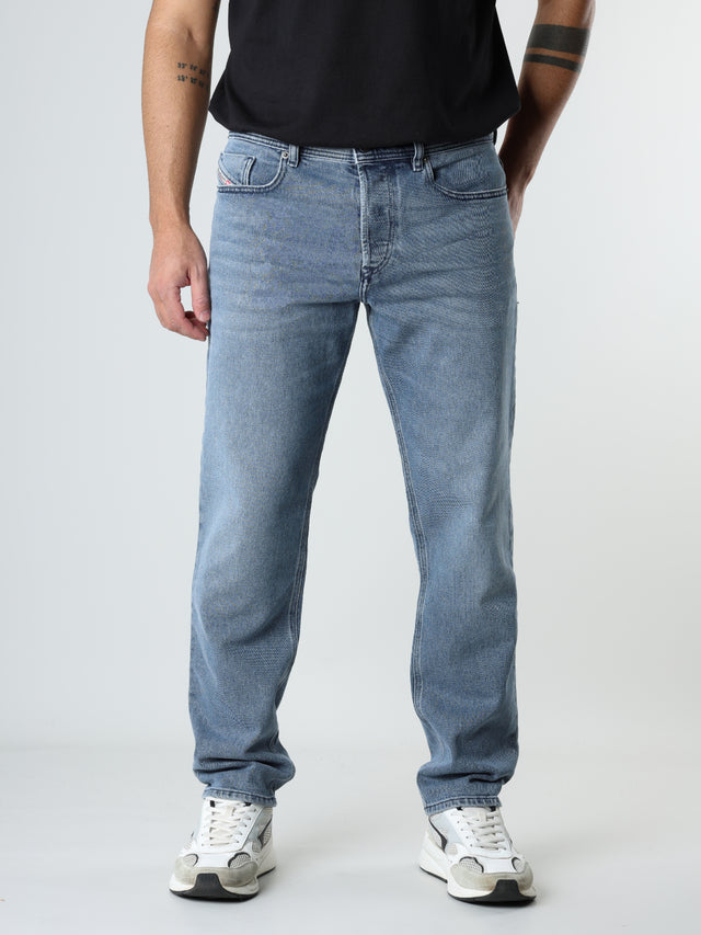 Diesel - Tapered Fit Jeans - 2023 D-FINITIVE