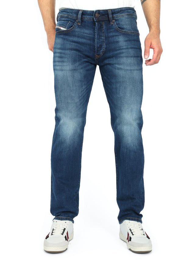 Diesel - Tapered Fit Jeans - Buster-X RB062