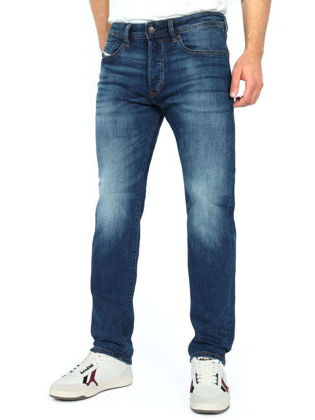 Diesel - Tapered Fit Jeans - Buster-X RB062