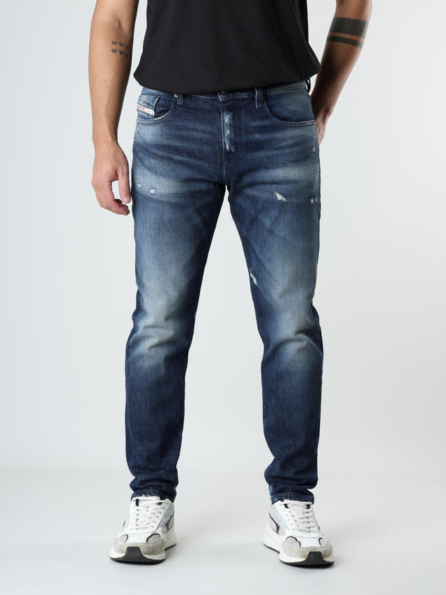 Diesel - Slim Fit Jeans - 2019 D-STRUKT