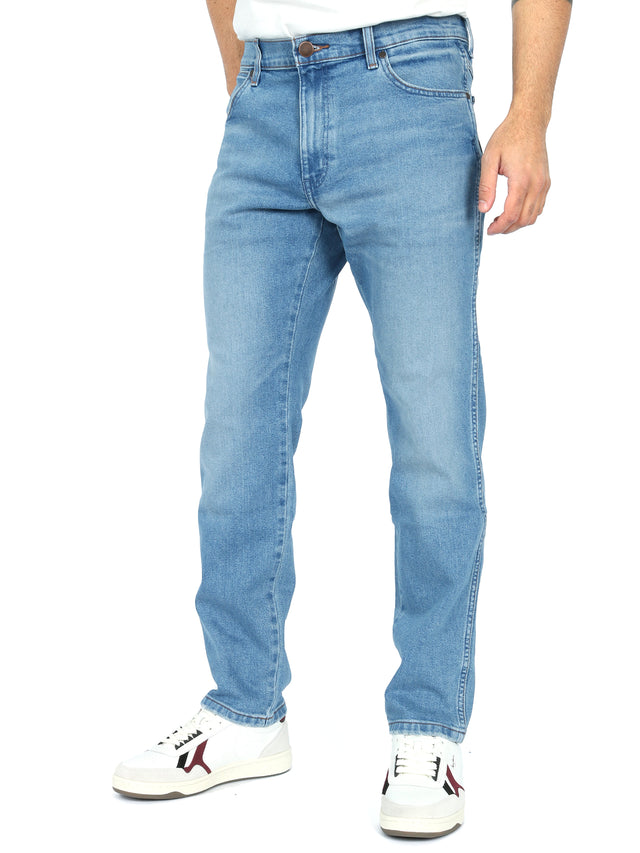 Wrangler - Tapered Fit Jeans - River Cool Twist