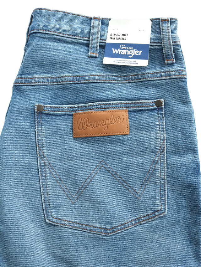 Wrangler - Tapered Fit Jeans - River Cool Twist