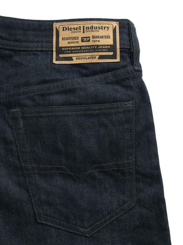 Diesel - Tapered Fit Jeans - Buster-X RB060