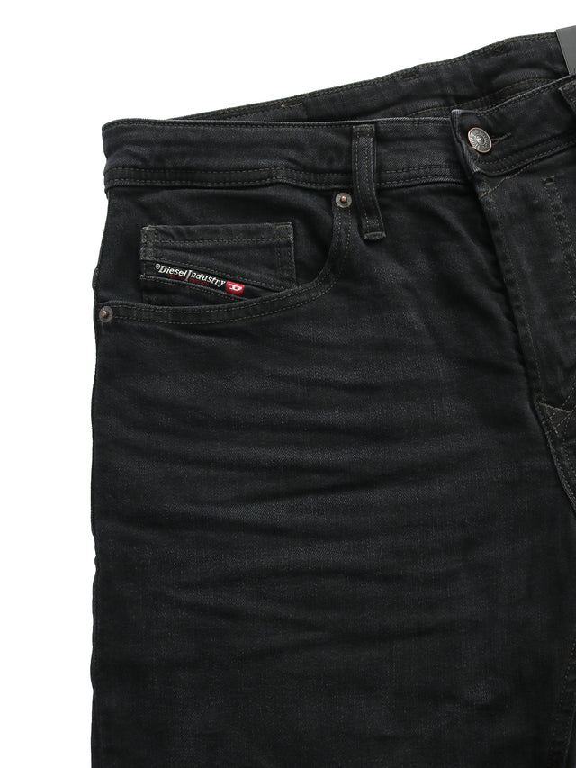 Diesel - Straight Fit Jeans - SAFADO-X RB064