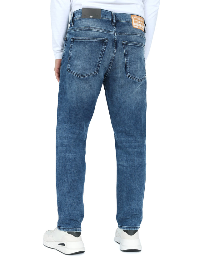 Diesel - Tapered Fit Jeans - 2005 D-Fining R09IM