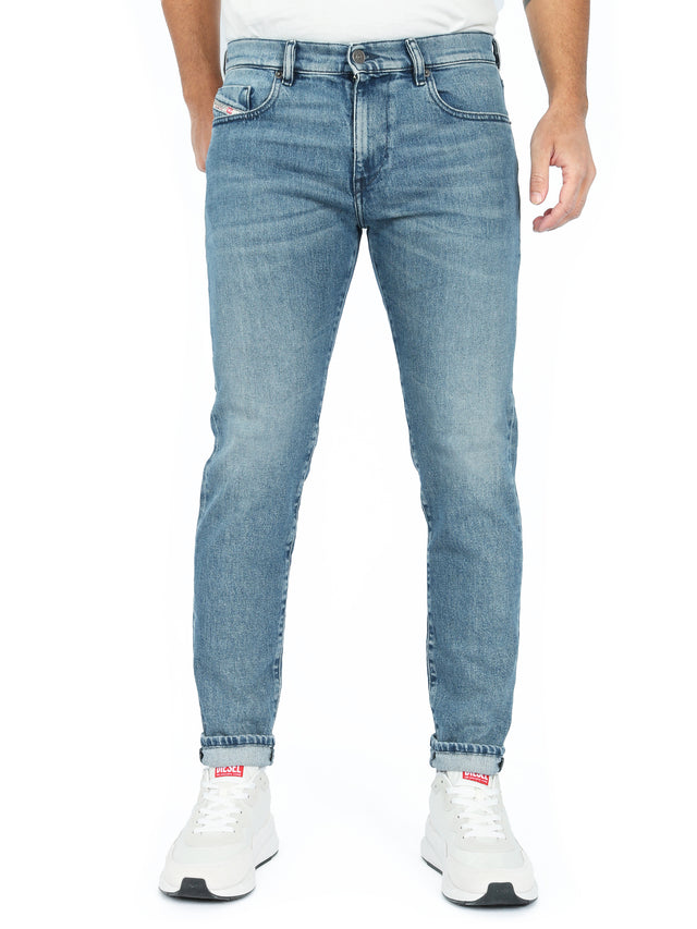 Diesel - Slim Fit Jeans - 2019 D-Strukt 09H30