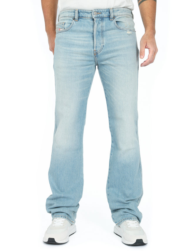 Diesel - Bootcut Jeans - 1998 D-Buck 09H39