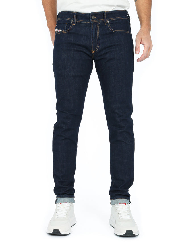 Diesel - Skinny Fit Jeans - 1979 Sleenker Z9C17