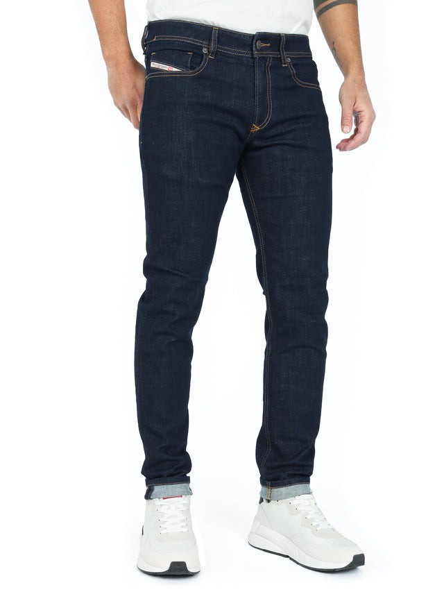 Diesel - Skinny Fit Jeans - 1979 Sleenker Z9C17