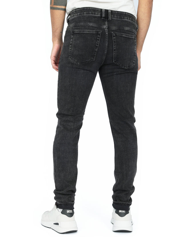 Diesel - Skinny Fit Jeans - 1979 Sleenker 09C23