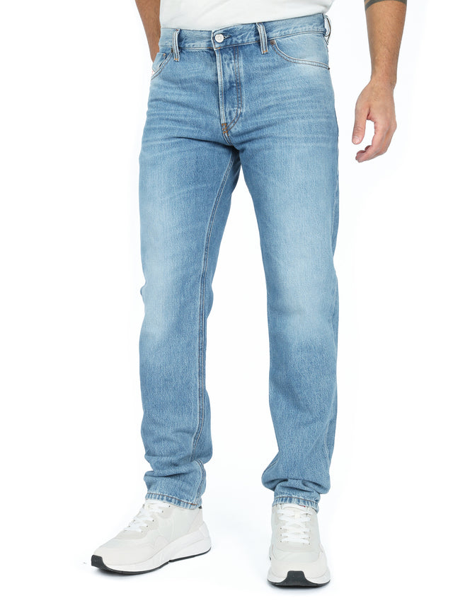 Diesel - Straight Fit Jeans - 1995 D-SARK 09C15