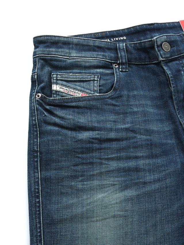 Diesel - Bootcut Jeans - 1998 D-Buck 09H35