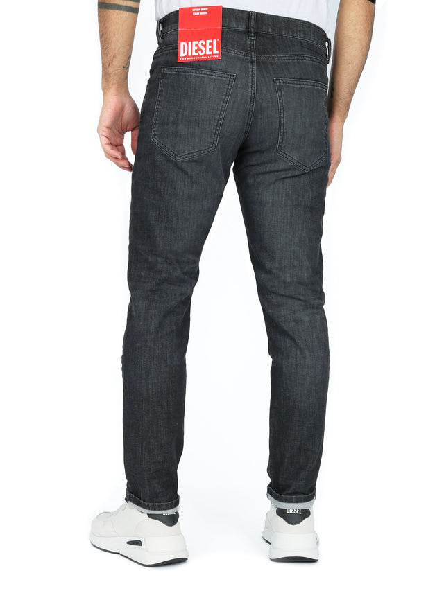 Diesel - Slim fit jogging jeans - D-Struct 09D08