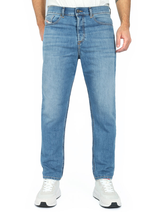 Diesel - Tapered Fit Jeans - D-Fining 0EHAJ