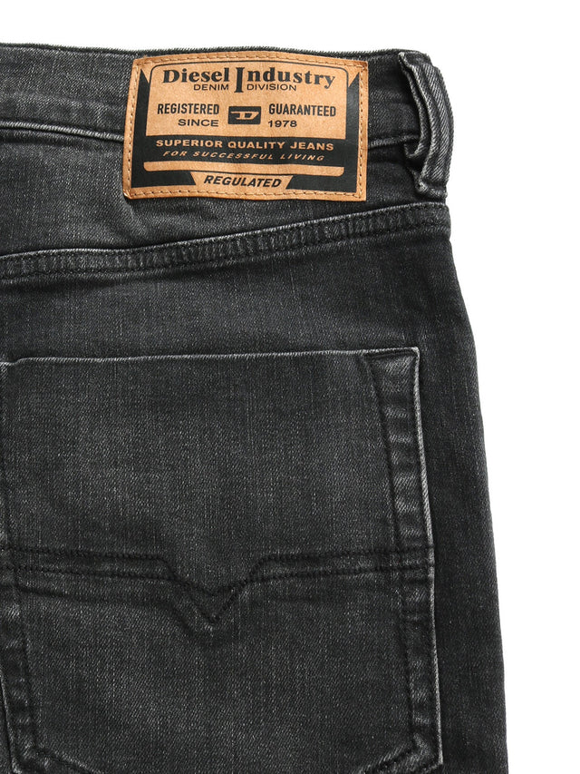 Diesel - Slim Fit Jeans - Tepphar-X RB063