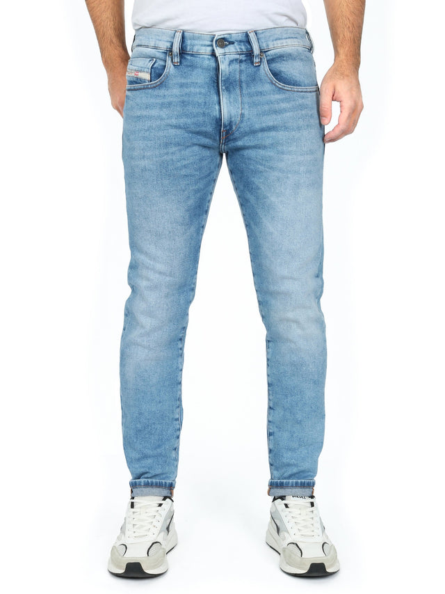 Diesel - Slim Fit Jeans - 2019 D-STRUKT-R R9B92