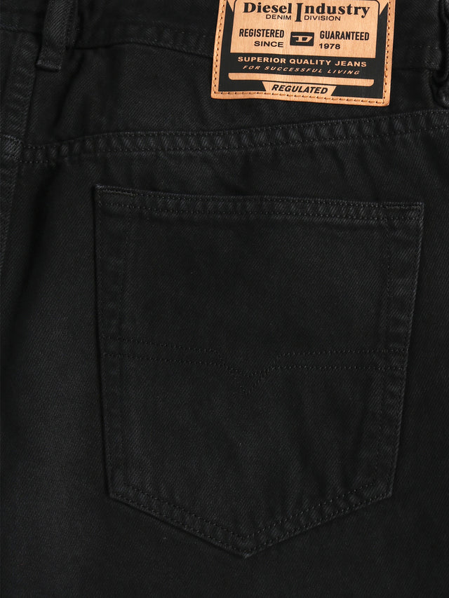 Diesel - Tapered Fit Jeans - BUSTER-X R9B36