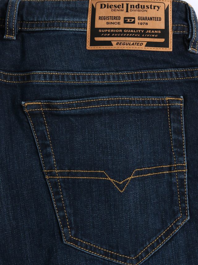 Diesel - Slim Fit Jeans - THOMMER-R RM065