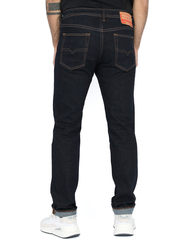 Diesel - Regular Slim Fit Jeans - Buster R07R2