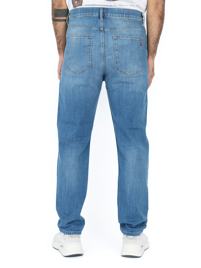 Diesel - Straight Fit Jeans - D-Viker 0EHAJ