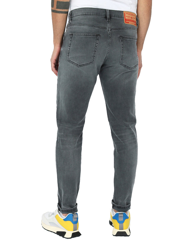 Diesel - Slim Fit Jeans - D-Strukt R89AY