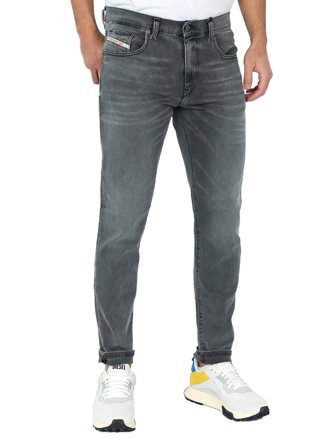 Diesel - Slim Fit Jeans - D-Strukt R89AY