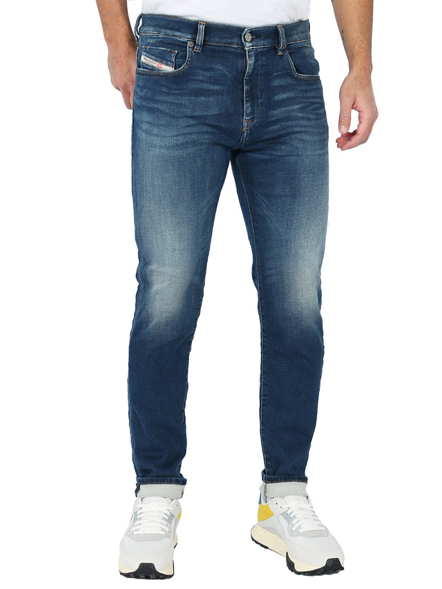 Diesel - Slim Fit JoggJeans - D-Strukt 068AZ