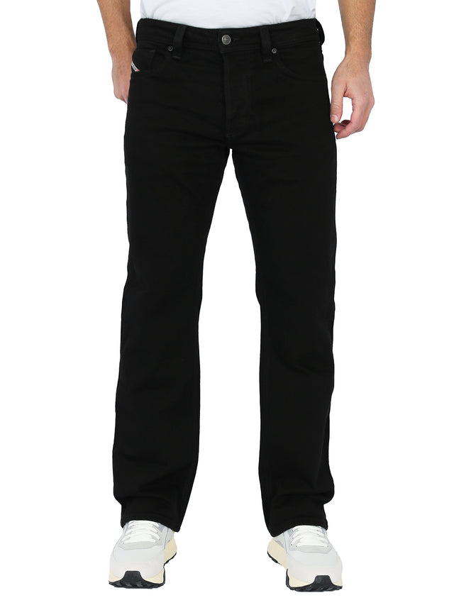 Diesel - Straight Fit Jeans - Larkee-X R07R3