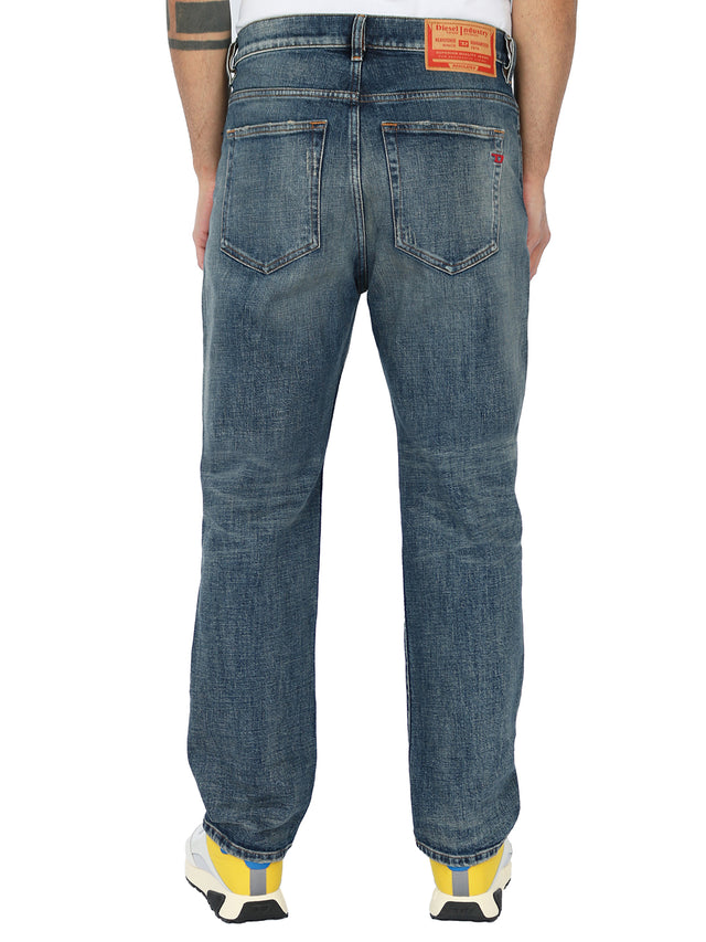 Diesel - Straight Fit Jeans - D-Viker R078R