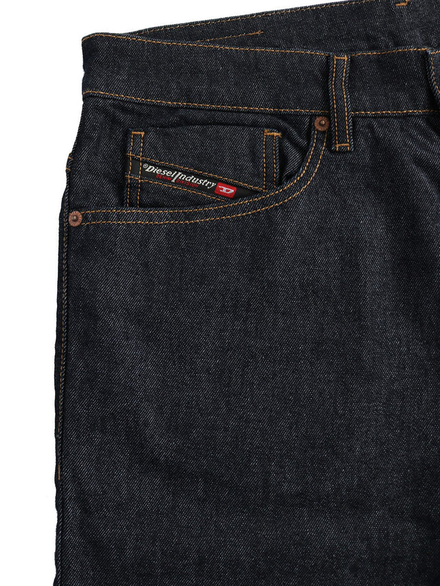 Diesel - Tapered Fit Jeans - D-Fining 009HF