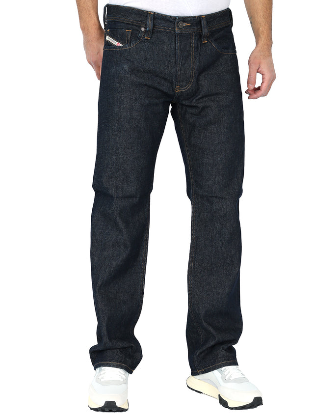 Diesel - Straight Fit Jeans - Larkee-X R09HP