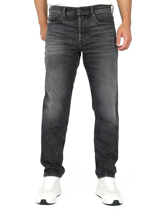 Diesel - Tapered Fit Jeans - 2023 D-Finitive 09F84