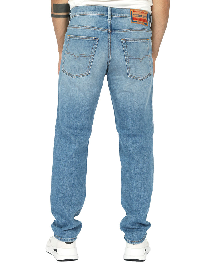 Diesel - Tapered Fit Jeans - 2023 D-Finitive 09F81