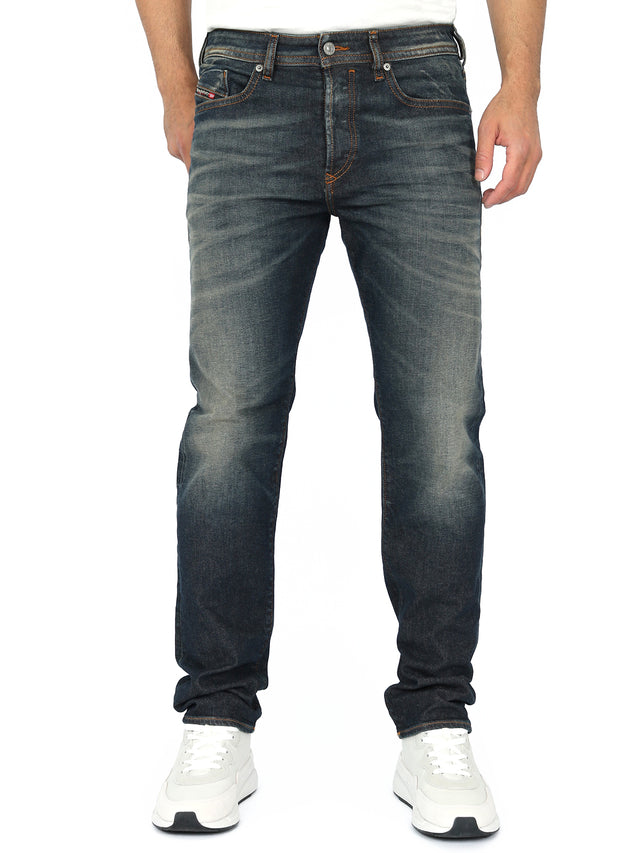 Diesel - Tapered Fit Jeans - Buster 084ZU